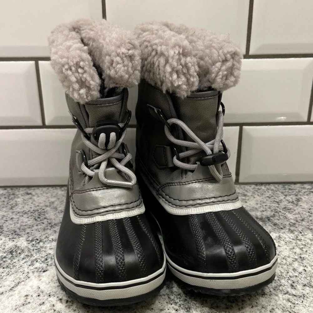 Sorel Kids 12 Yoot Pac Nylon Snow Boots Gray Black Waterproof Faux Fur Winter